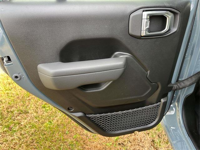 new 2026 Jeep Wrangler car, priced at $48,629