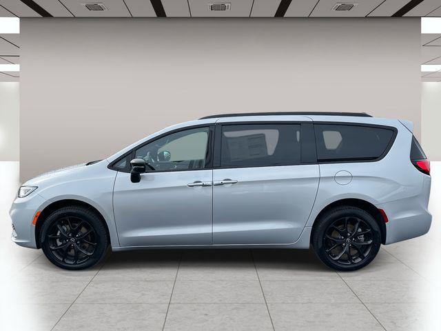 new 2026 Chrysler Pacifica car, priced at $45,830