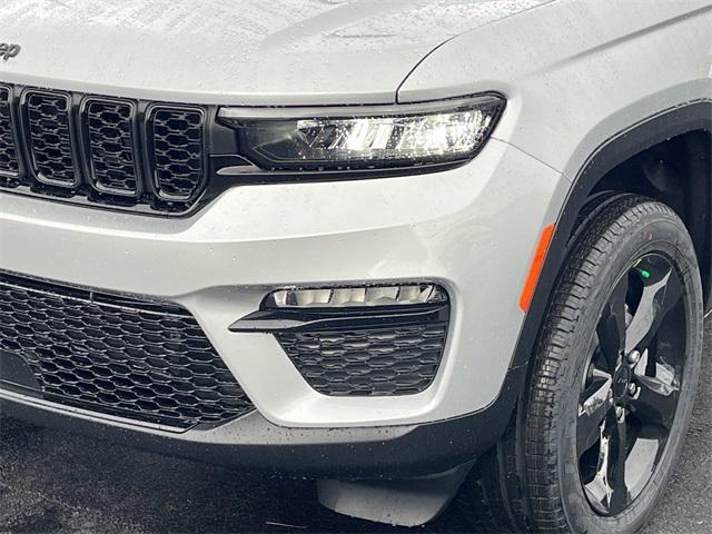 new 2025 Jeep Grand Cherokee car, priced at $48,452
