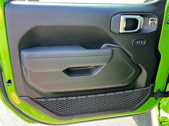 new 2025 Jeep Wrangler car, priced at $52,264