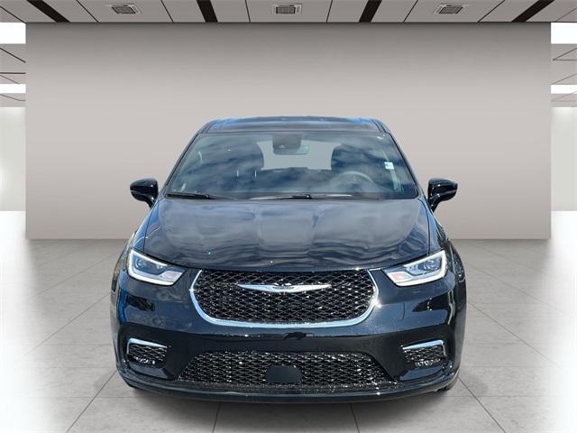 new 2026 Chrysler Pacifica car, priced at $40,711