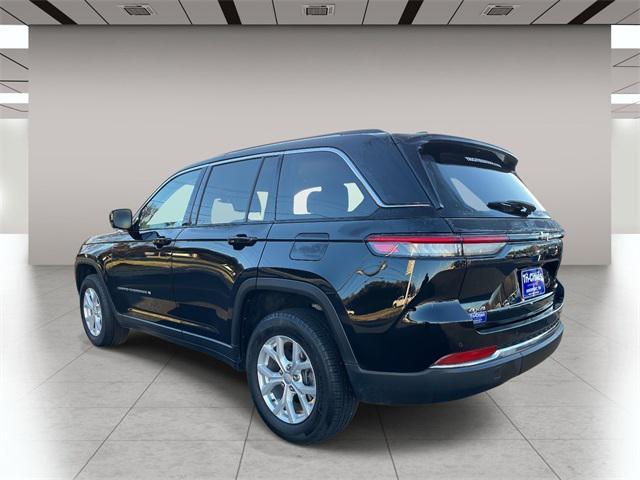 used 2023 Jeep Grand Cherokee car, priced at $28,879
