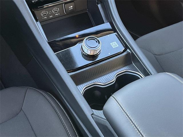 new 2025 Jeep Grand Cherokee car, priced at $40,275