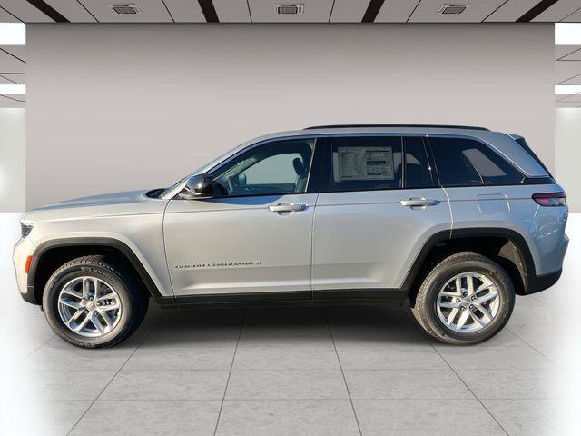 new 2025 Jeep Grand Cherokee car, priced at $38,386