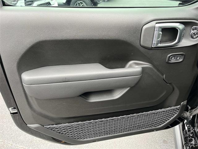 new 2026 Jeep Wrangler car, priced at $46,782