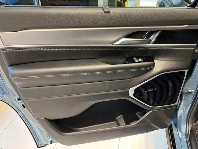 new 2026 Jeep Grand Wagoneer car, priced at $78,154