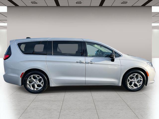 used 2024 Chrysler Pacifica car, priced at $33,535