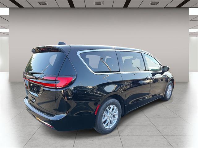 new 2026 Chrysler Pacifica car, priced at $41,791