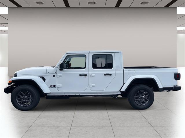 new 2026 Jeep Gladiator car, priced at $47,655