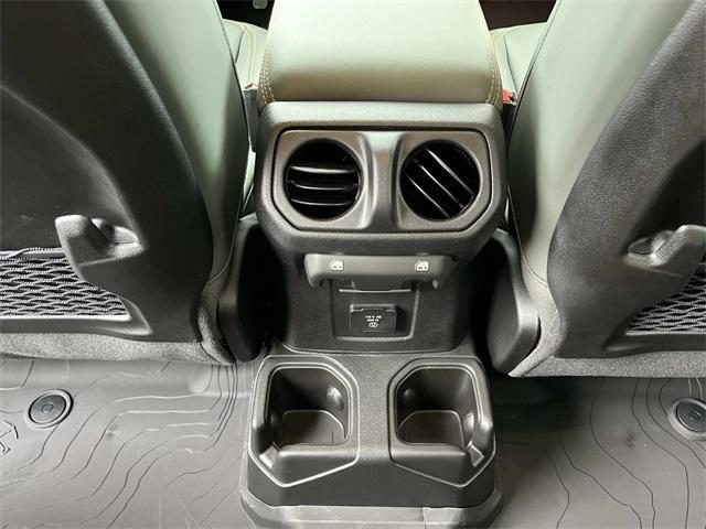 new 2025 Jeep Gladiator car, priced at $57,557