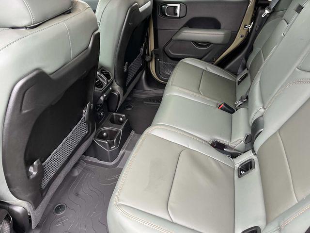 new 2025 Jeep Gladiator car, priced at $55,557