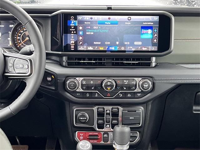 new 2025 Jeep Gladiator car, priced at $57,557