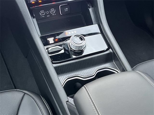 new 2025 Jeep Grand Cherokee L car