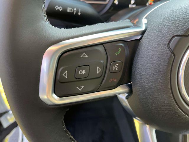 new 2025 Jeep Wrangler car, priced at $52,584