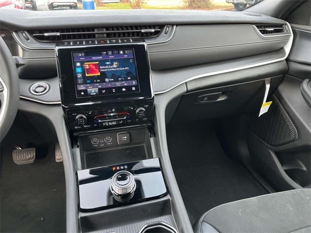 used 2024 Jeep Grand Cherokee car, priced at $32,529