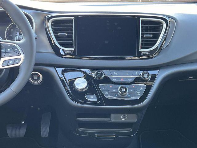 new 2026 Chrysler Voyager car, priced at $36,134