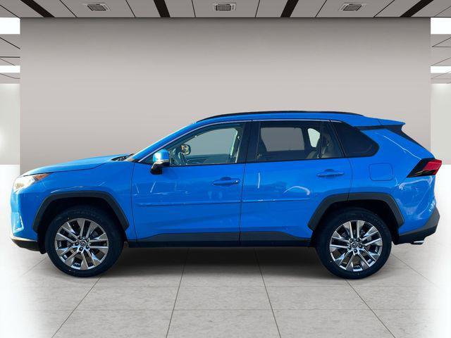 used 2020 Toyota RAV4 car, priced at $22,924