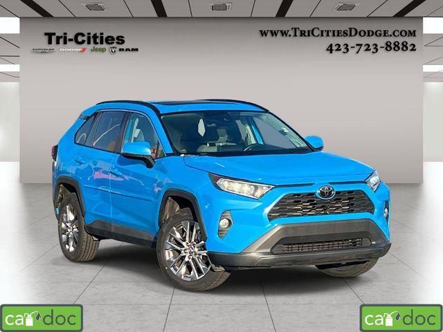 used 2020 Toyota RAV4 car, priced at $22,924