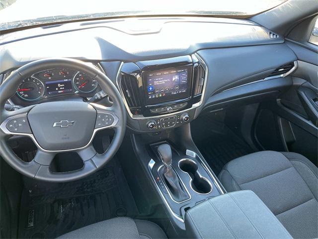 used 2023 Chevrolet Traverse car, priced at $31,865