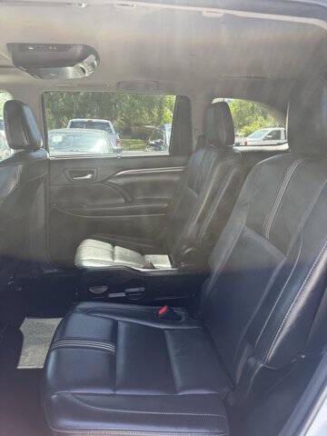 used 2017 Toyota Highlander car, priced at $13,351