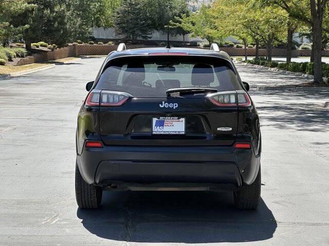 used 2019 Jeep Cherokee car, priced at $8,995
