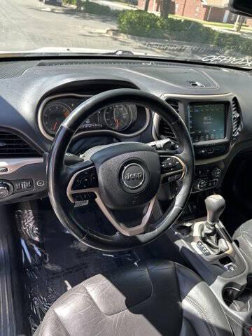 used 2018 Jeep Cherokee car, priced at $9,995