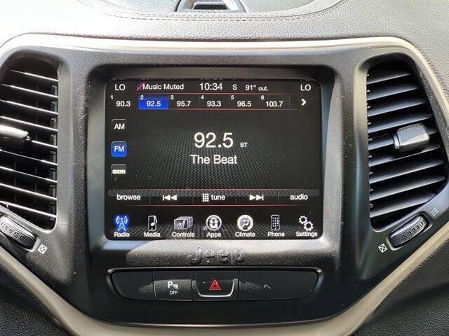 used 2018 Jeep Cherokee car, priced at $9,995