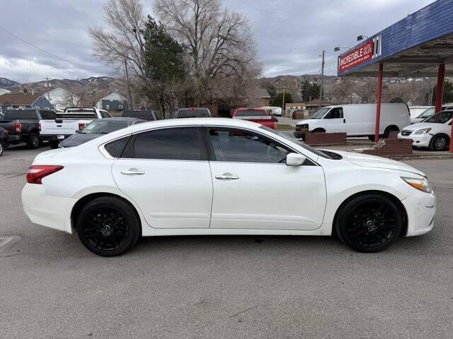 used 2016 Nissan Altima car, priced at $5,995