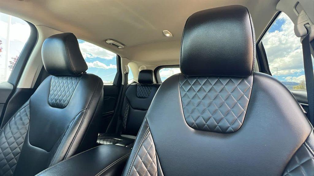 used 2024 Ford Edge car, priced at $29,280