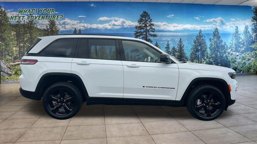 used 2023 Jeep Grand Cherokee car, priced at $30,280