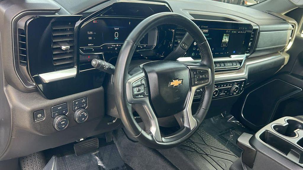 used 2024 Chevrolet Silverado 1500 car, priced at $42,980