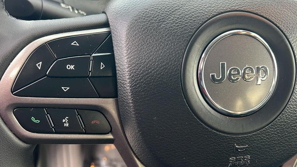 used 2022 Jeep Cherokee car, priced at $22,980