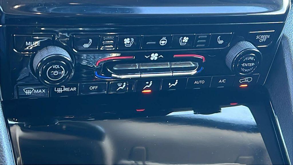 used 2022 Jeep Grand Cherokee L car, priced at $32,980