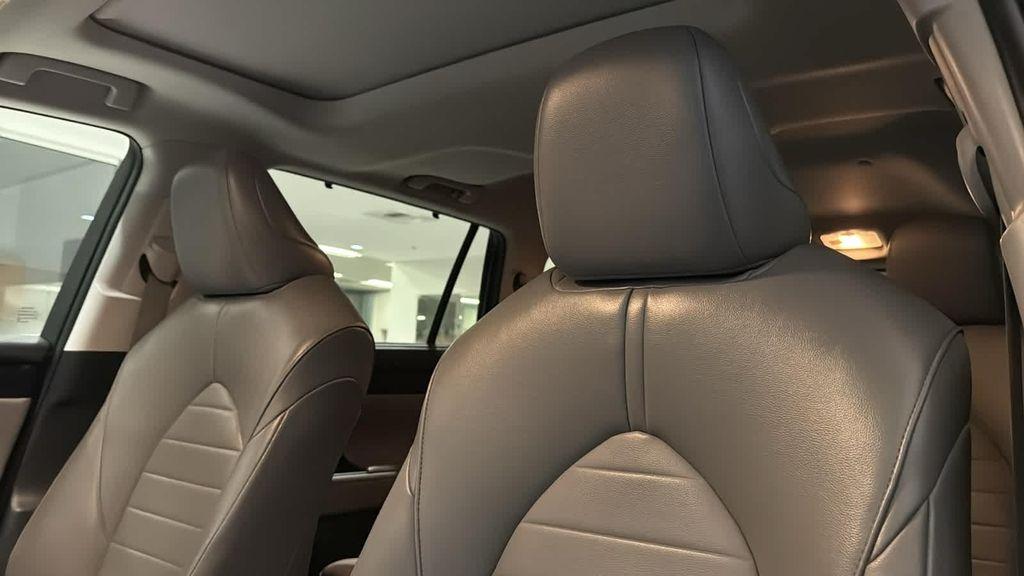 used 2021 Toyota Highlander car, priced at $28,380