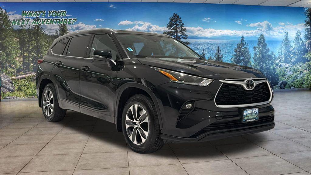 used 2021 Toyota Highlander car, priced at $28,380