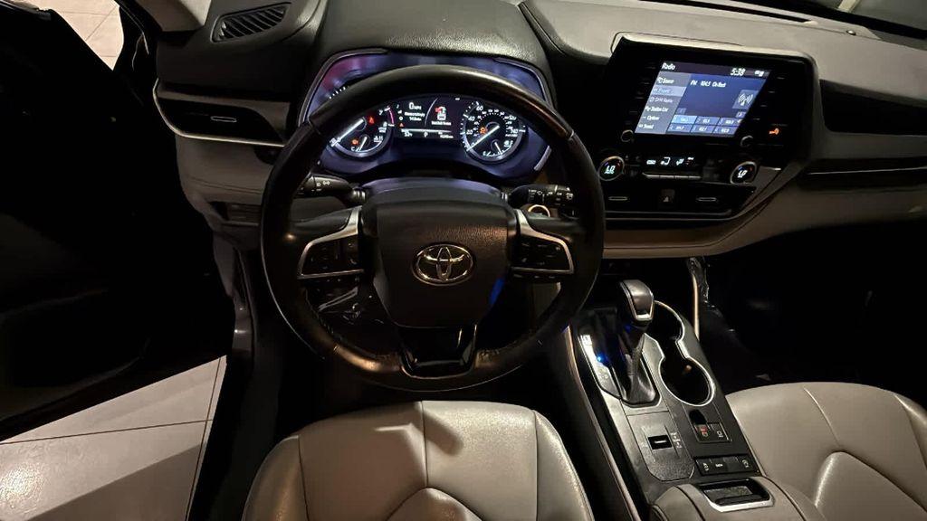 used 2021 Toyota Highlander car, priced at $28,380