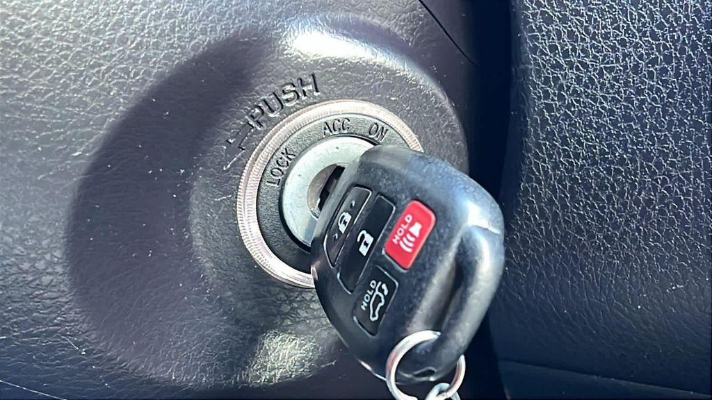 used 2019 Toyota Highlander car, priced at $23,980