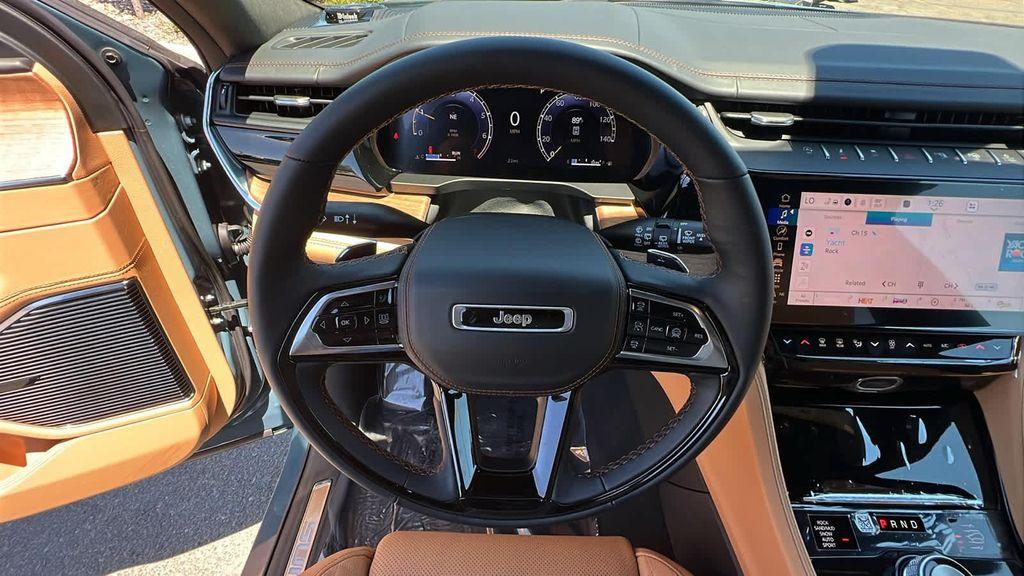 new 2026 Jeep Grand Cherokee car, priced at $58,694