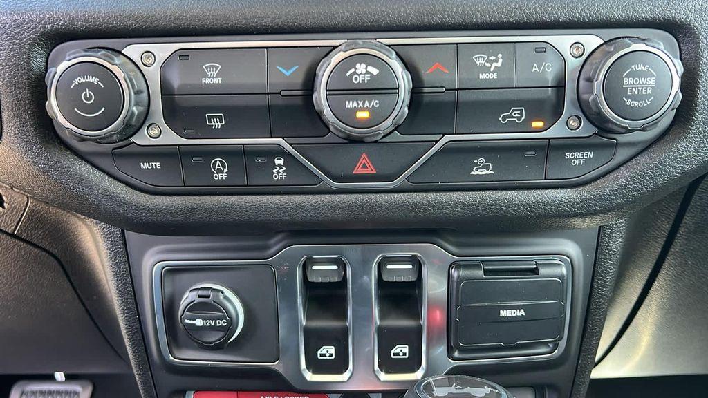 new 2026 Jeep Wrangler car, priced at $48,579