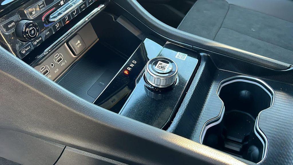 new 2025 Jeep Grand Cherokee L car, priced at $47,400