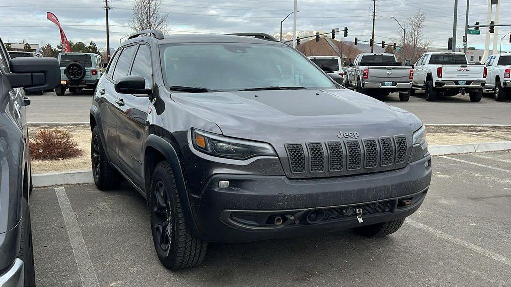 used 2022 Jeep Cherokee car