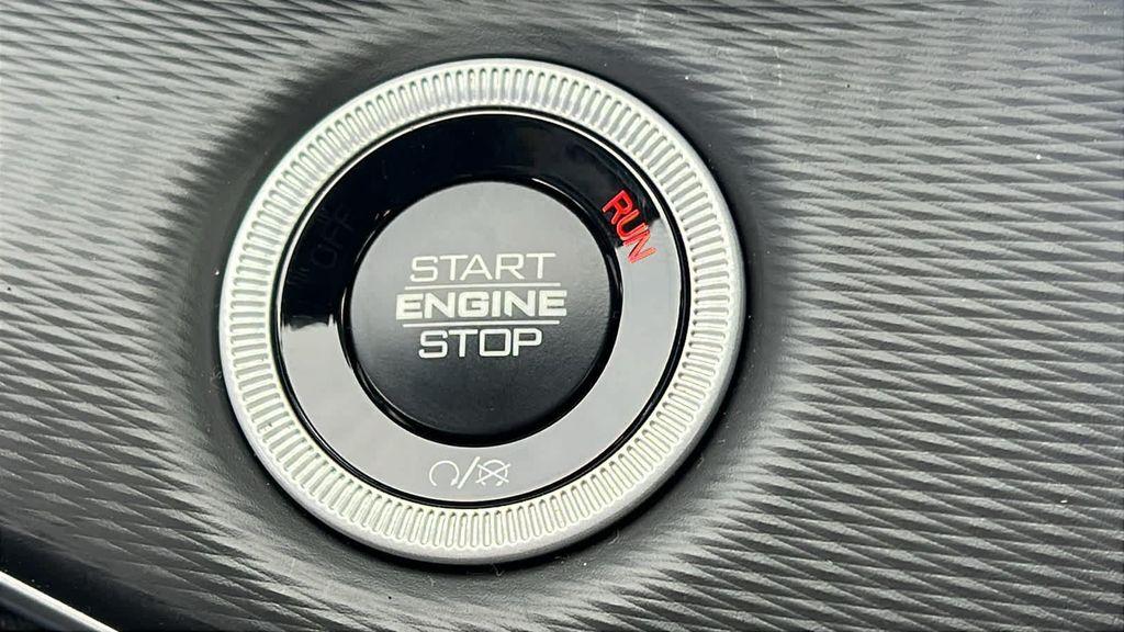 new 2025 Jeep Grand Cherokee L car, priced at $46,900