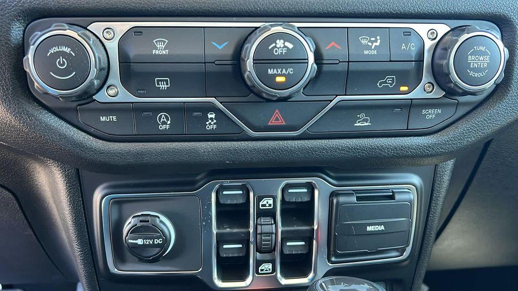 new 2026 Jeep Wrangler car, priced at $42,579