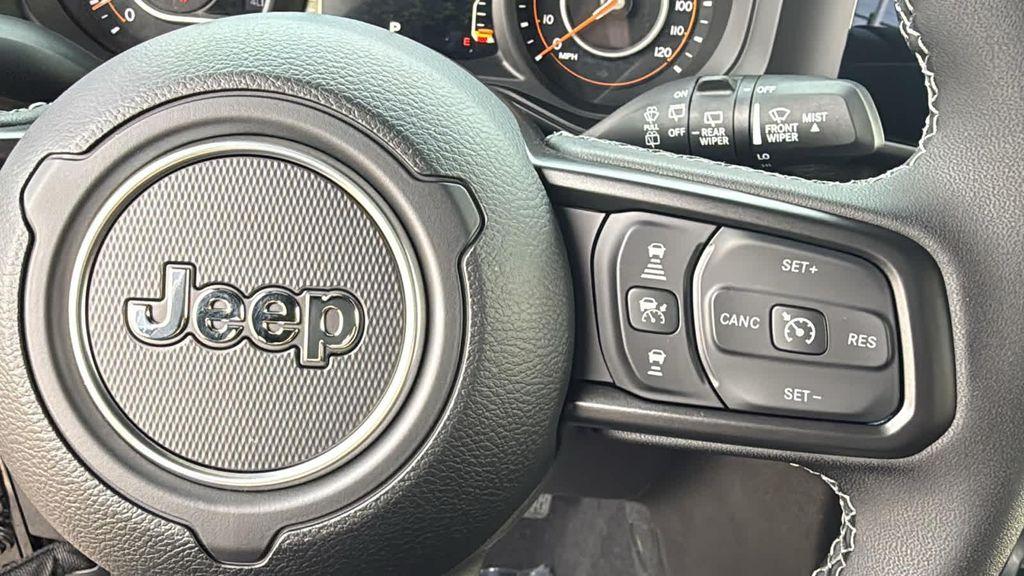 new 2026 Jeep Wrangler car, priced at $62,000