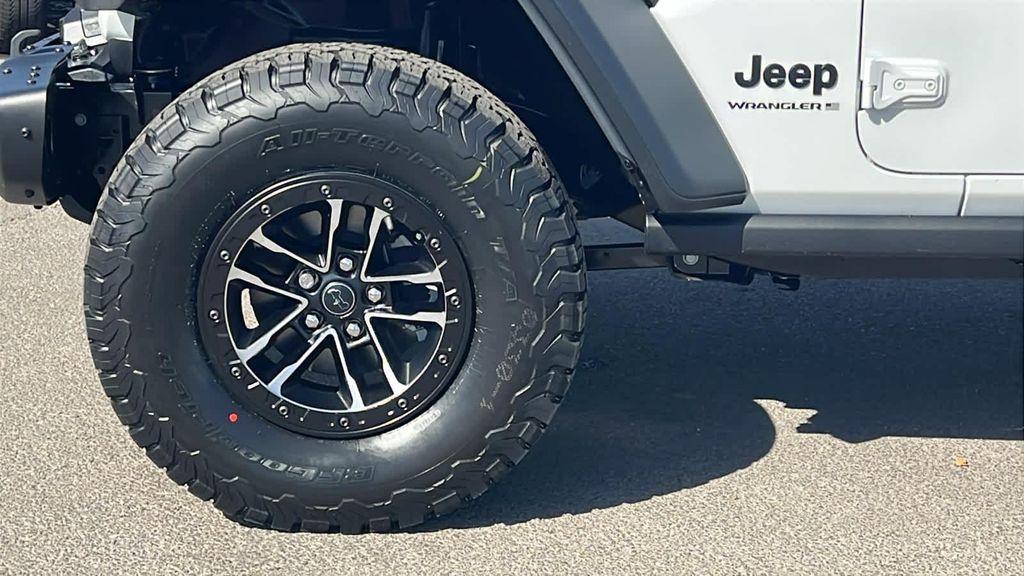 new 2026 Jeep Wrangler car, priced at $83,579