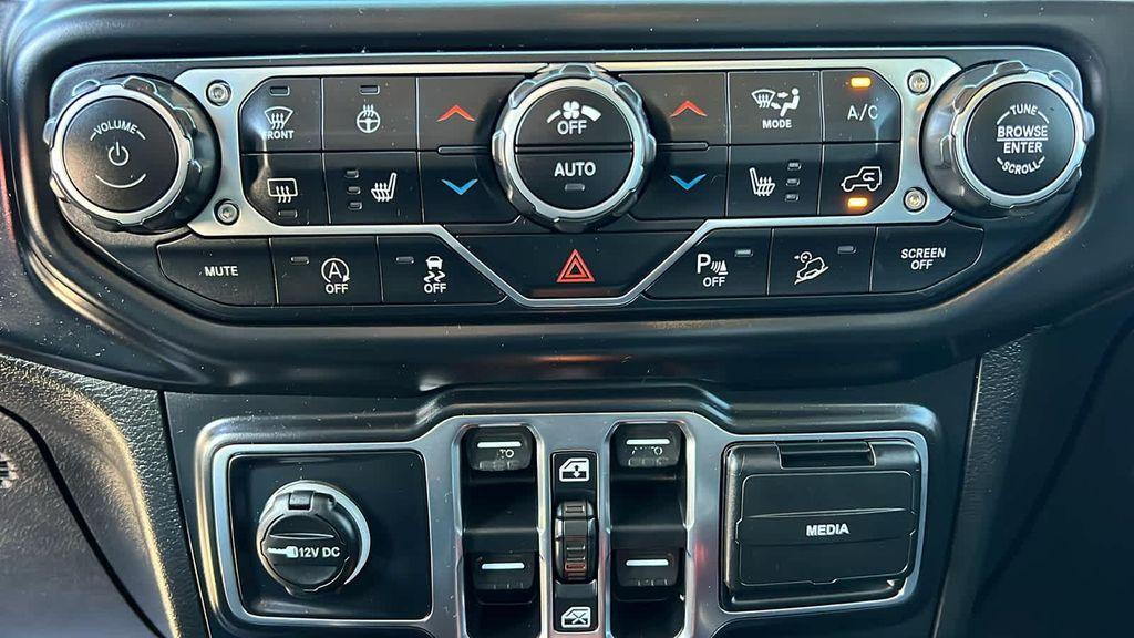 used 2019 Jeep Wrangler Unlimited car, priced at $27,980