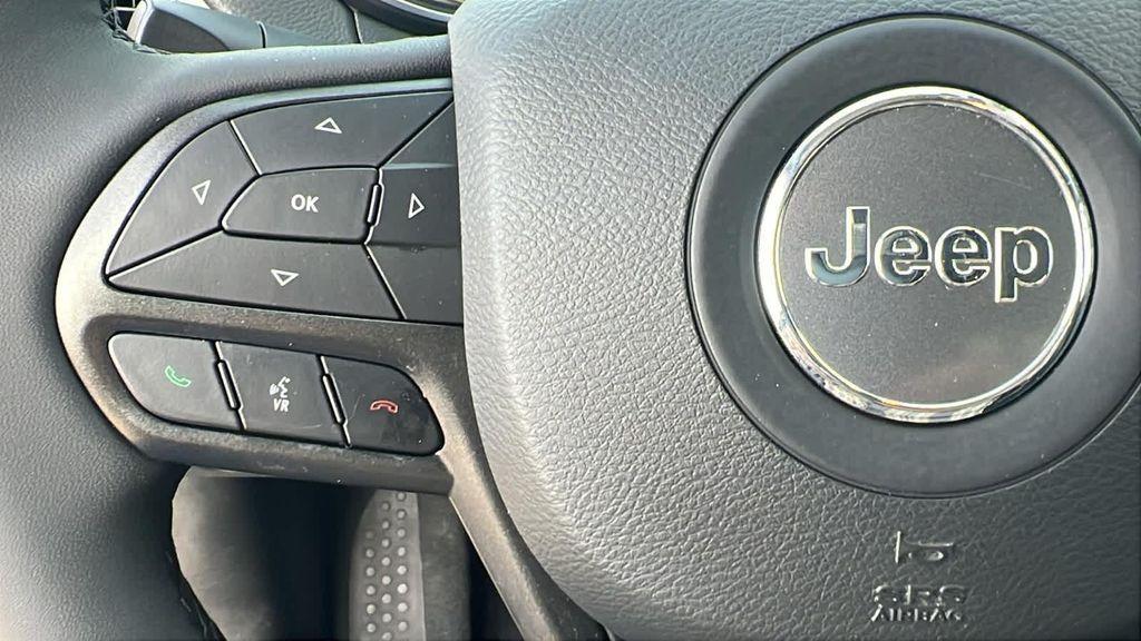 used 2022 Jeep Cherokee car, priced at $26,480