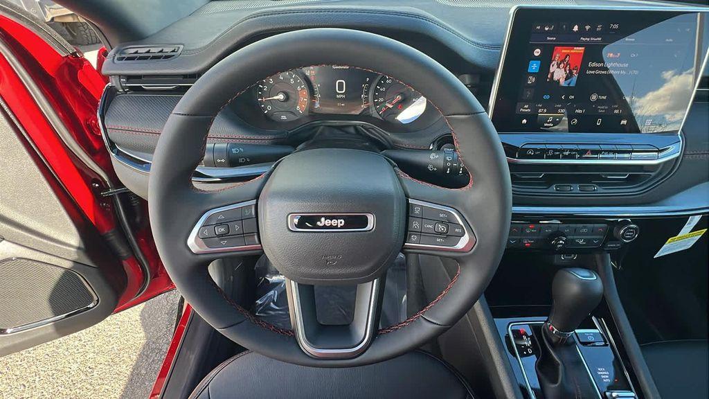new 2026 Jeep Compass car, priced at $31,299
