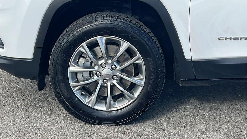 used 2020 Jeep Cherokee car, priced at $17,980