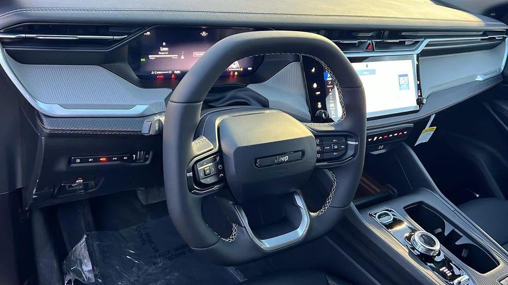 new 2026 Jeep Cherokee car, priced at $43,000